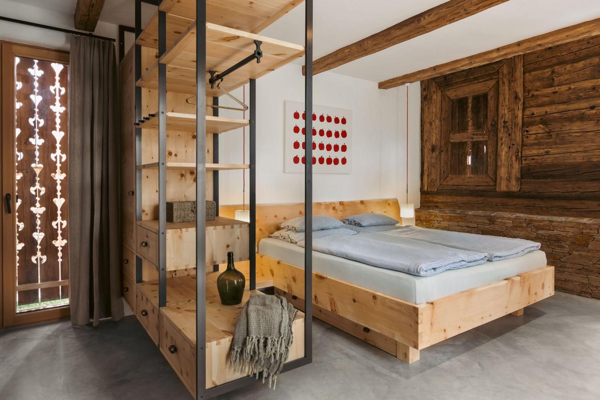 Am Wildbachberg - Luxus Ferienhaeuser Mit Infinitypool, Privatsauna Und Weinkeller Deutschlandsberg Exterior photo